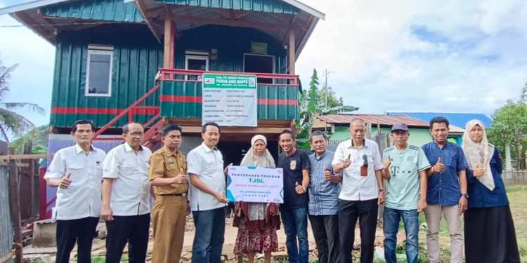 serah terima hasil bedah rumah milik di Lejang, Kelurahan Samalewa, Kecamatan Bungoro, Selasa 30 Agustus 2022. (Ist)
