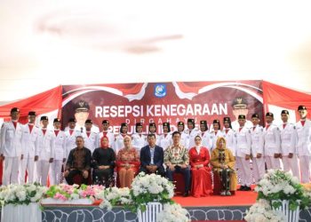 Bupati Bulukumba Andi Muchtar Ali Yusuf menilai anggota Pasukan Pengibar (duplikat) Bendera Pusaka (Paskibraka) sukses menjalankan tugasnya