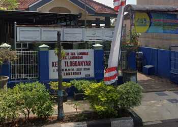 Satuan Tugas Sapu Bersih Pungutan Liar Kabupaten Lamongan telag berhasil melakukan OTT (Operasi Tangkap Tangan) oleh oknum Lurah Tlogoanyar