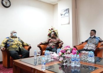 Tiga Gubernur dari wilayah Sulawesi menyatakan sikap sepakat untuk tidak memperpanjang izin kontrak karya PT. Vale Indonesia Tbk.