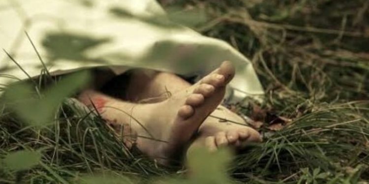 Masyarakat dikejutkan dengan kasus pembunuhan sekaligus mutilasi. Terduga pelaku merupakan anak dibawah umur. Pria berinisial A (17