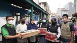 Andalan Sulsel Peduli menyalurkan bantuan kepada korban terdampak kebakaran di Jalan Pandang, Kelurahan Pandang,