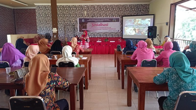 Kabupaten Bulukumba melalui Dinas Pengendalian Penduduk, Keluarga Berencana, Pemberdayaan Perempuan dan Perlindungan Anak (DP2KBPPPA)