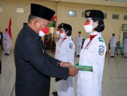 Depri Pontoh Kukuhkan Paskibraka Bolmong Utara, Ini Pesannya