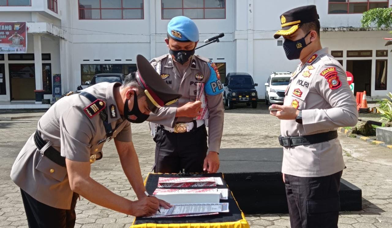 Sertijab Dua Perwira di Polres Toraja Utara, Dipimpin AKBP Yudha Wirajati
