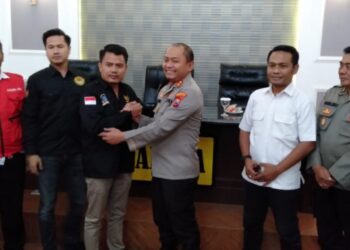 GMIB (Gerakan Madura Indonesia Bersatu) yang di gawangi Tiga Ormas Kesukuan Madura yakni AMI (Aliansi Madura Indonesia), BNPM (Barisan Nasional Pemuda Madura) dan MADAS (Madura Asli) melakukan audiensi