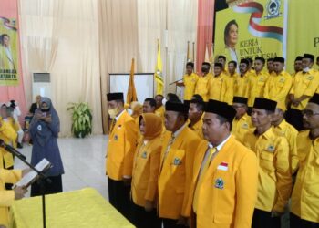 Teriakan “TP Gubernurku AH Presidenku” Menggema Dipelantikan Pengurus DPD Golkar Sinjai